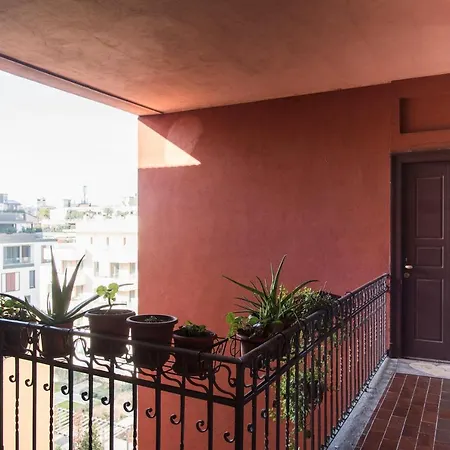 Youhosty - Correggio 12 Apartment