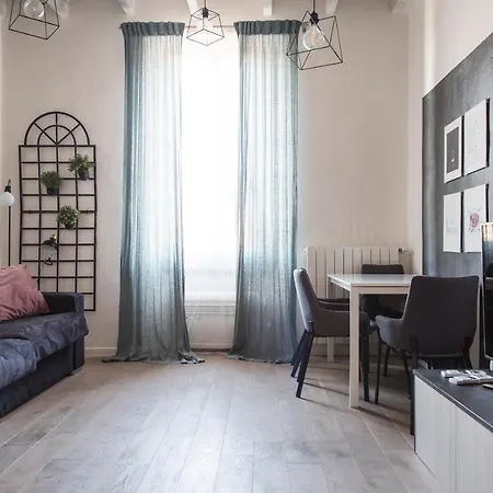 Apartment Youhosty - Correggio 12 *